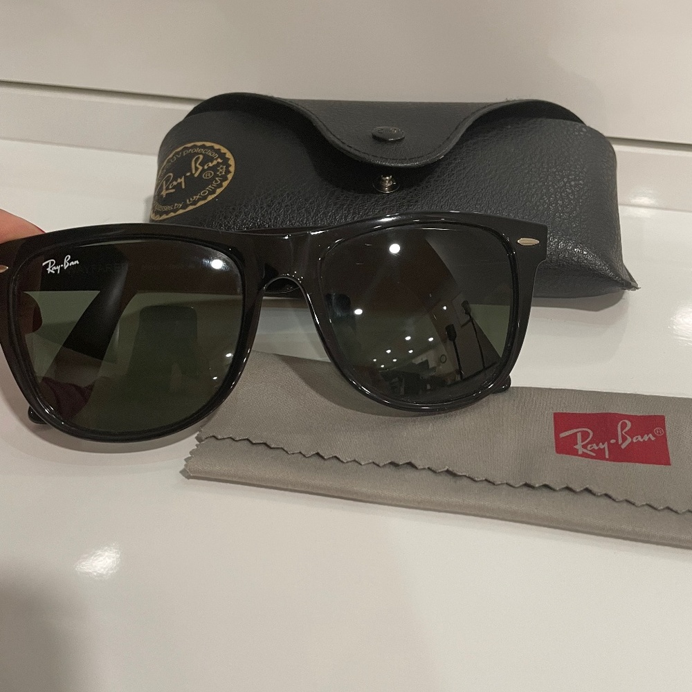 Ray-Ban Original Wayfarer Sunglasses